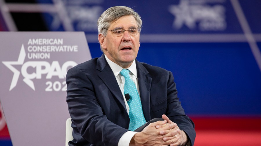 Former Trump economic adviser calls tariffs a “sledgehammer”