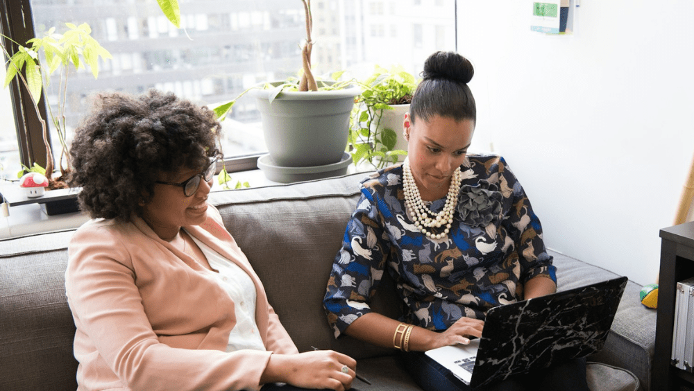 What is a full-service real estate agent? What can sellers expect