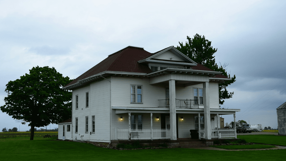 How much does it cost to sell a home in Iowa?