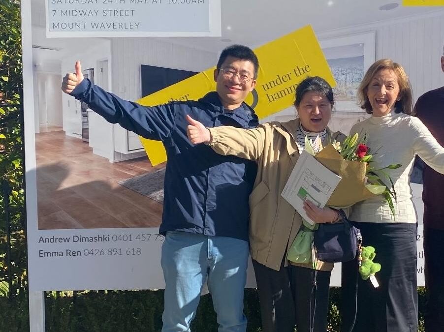 Melbourne real estate investors cut prices after downgrade as land tax bites and auction clearance rate exit | proptrack
