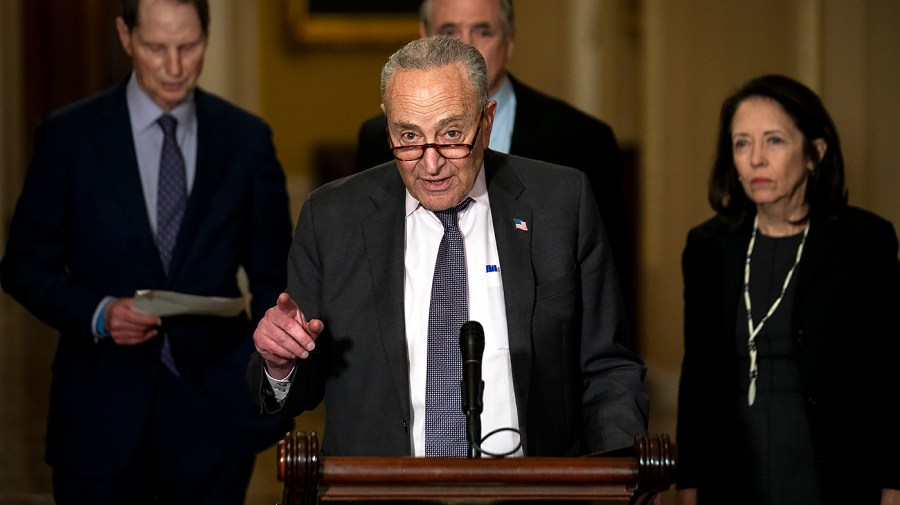Schumer slams Trump for apparently dealing with El Chapo’s family: “Red Carpet Launch”
