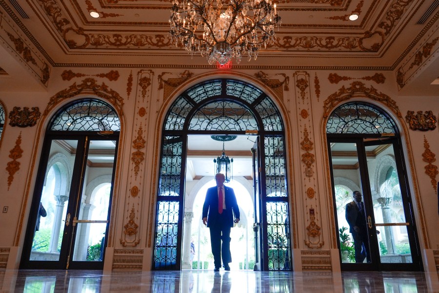 The man arrested for breaking in Mar-A-Lago told police he wanted to marry Trump’s granddaughter