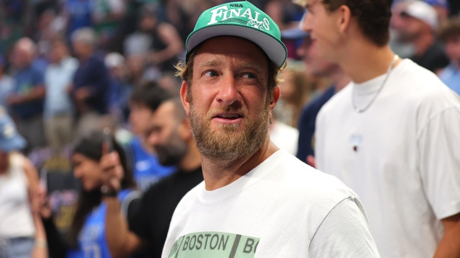 Portnoy’s cancellation of “arrogant” Colbert: “What do you think will happen?”