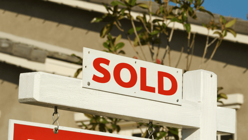 How to clean up a home for sale and increase its value
