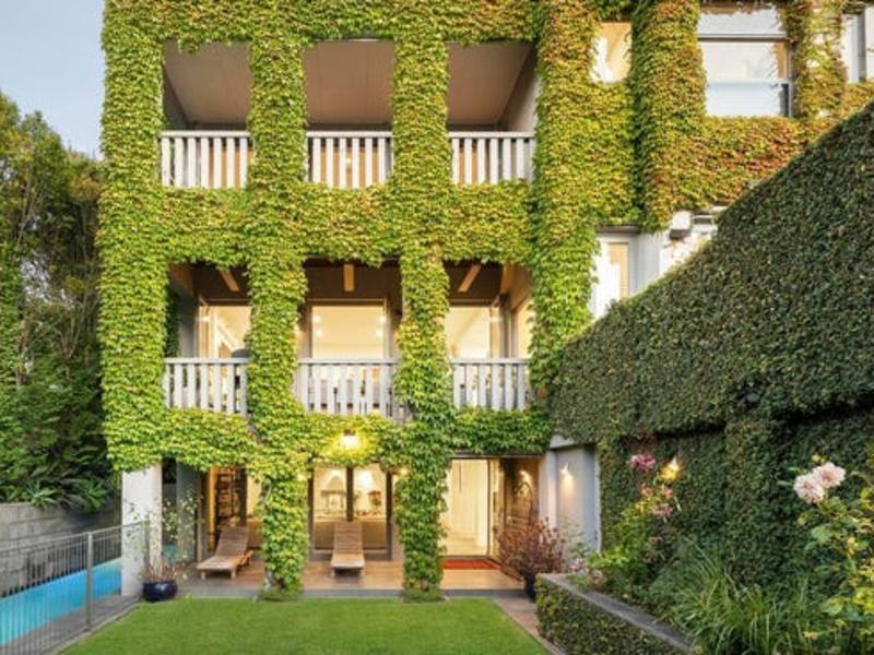 Hawthorne Building: Former Prime Minister Ted Baillieu lists $9.9 million in residence