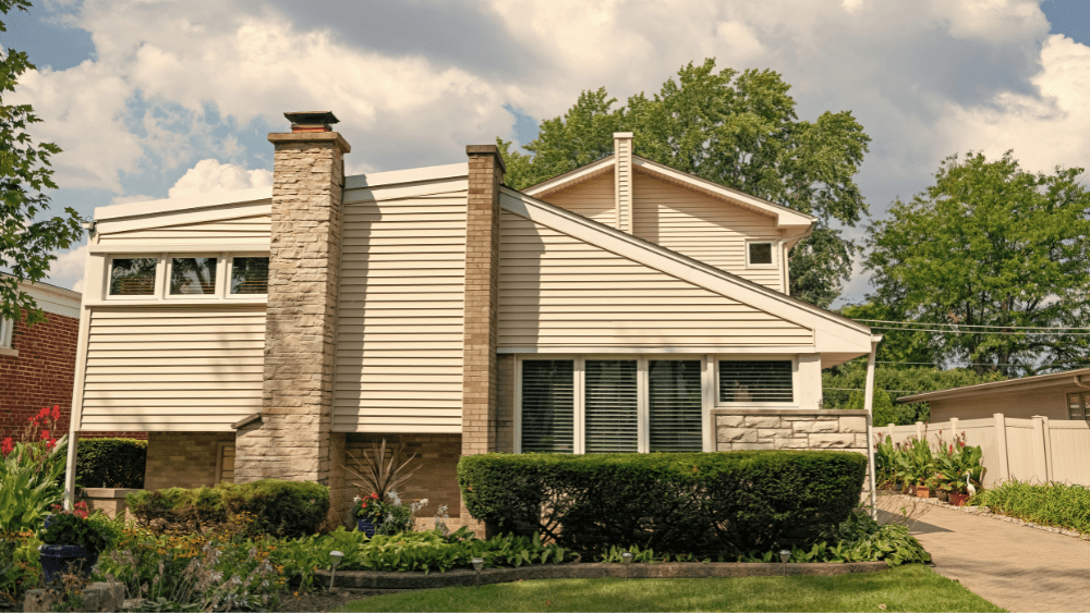 When is the best time to sell a home in Illinois?