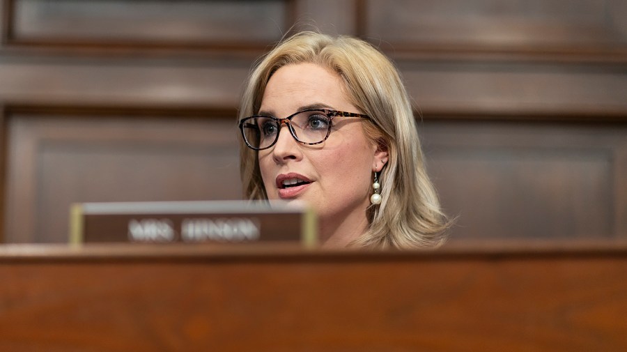 Iowa Rep. Ashley Hinson bids for Ernst’s Senate seat